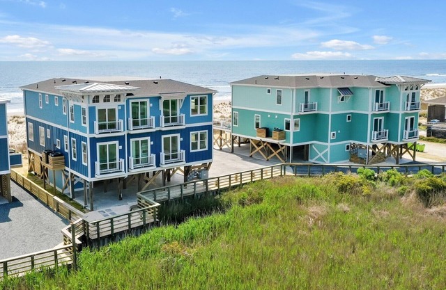 Brand New 12 Bedroom,Oceanfront Home-Walk to Restaurants,Stores,& Entertainment