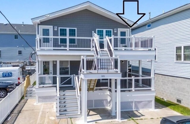 Brand new condo in North Wildwood-close to restaurants/bars!