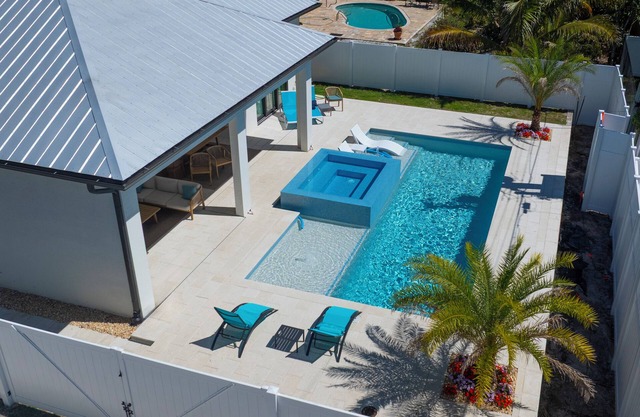 Brand New Home! Sleeps 14, 4 Bedroom, 4 Bathroom, Private Pool/Spa