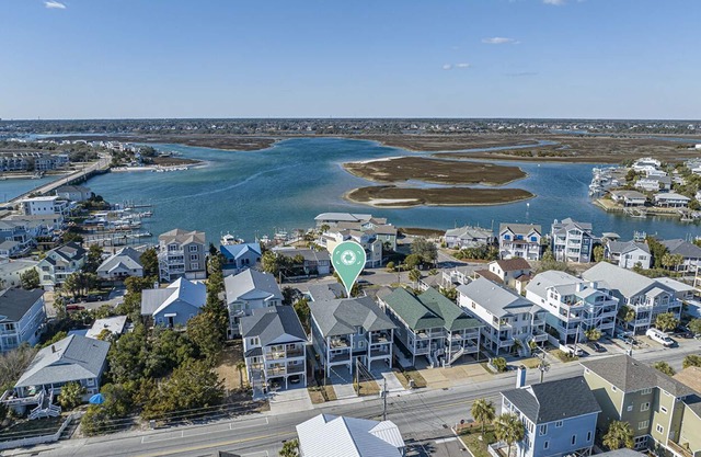 Brand new! Luxurious ocean view townhome w/elevator, close to beach access!