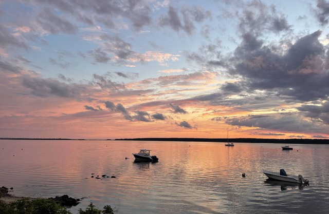 Brand new private beachfront home in Mashpee on Waquoit Bay