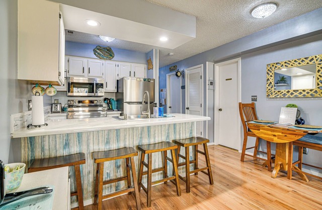 Branson West Condo: 1 Mi to Silver Dollar City!
