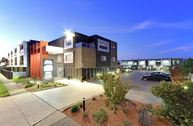 Bridges on Argyle Motel & Apartments