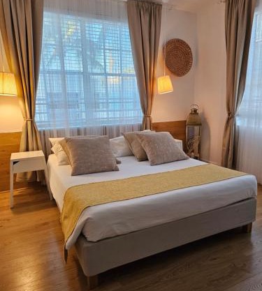Bright 1BedRoom RENOVATED NEAR THE BEACH (4PPL)