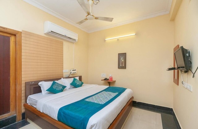 Bright and Cosy Room Stay @ Tirupati