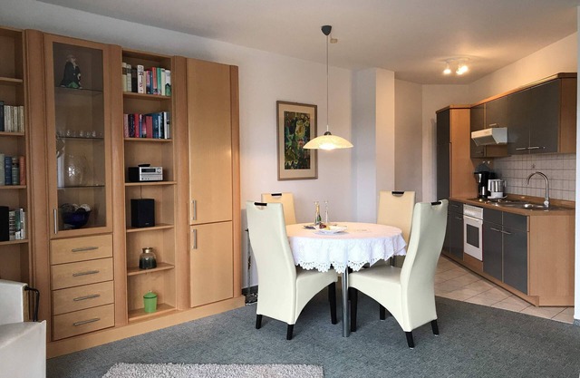 Bright apartment (68 sqm) for up to 4 people with terrace and view over the Saale valley