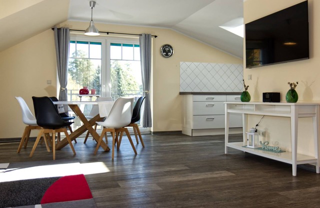 Bright apartment with balcony, centrally located