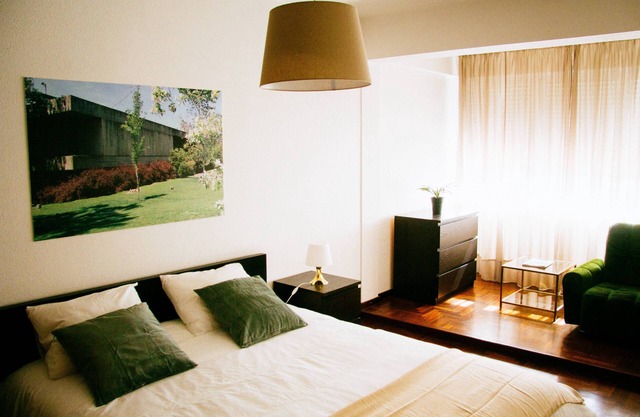 Bright Apartment in Campo Grande, Lisbon (PRIVATE PARKING)