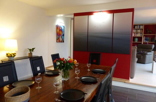 Bright apartment in Moulins with terrace near the center