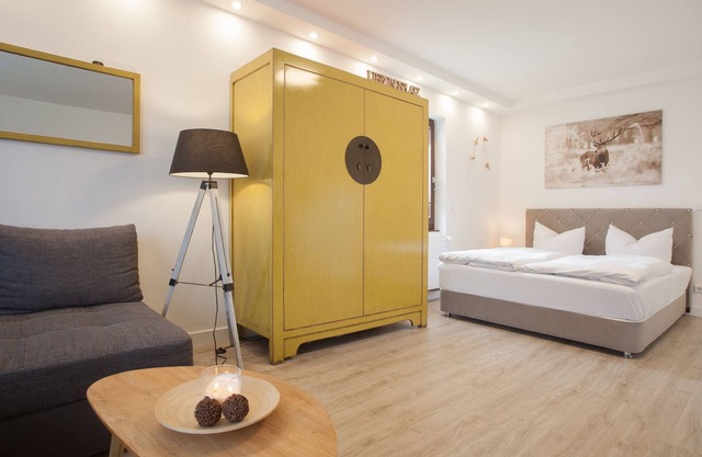 Bright, modern studio for 3 people