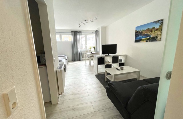 Bright non-smoking vacation apartment (38sqm) with central location