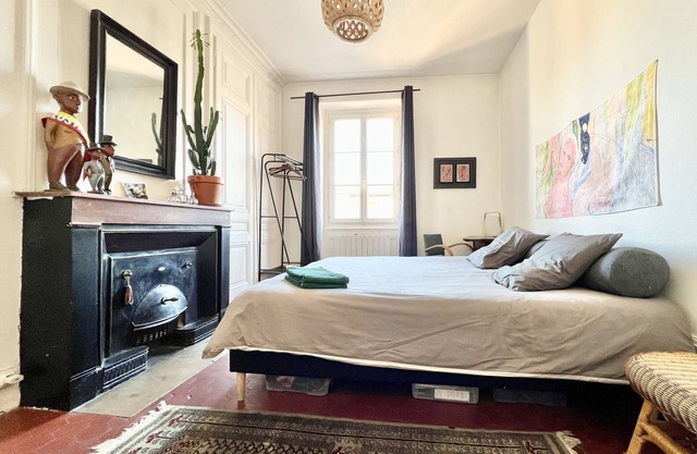 Bright, Spacious Apartment in the Heart of Lyon