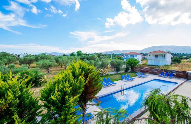Brinswick Private Villa complex