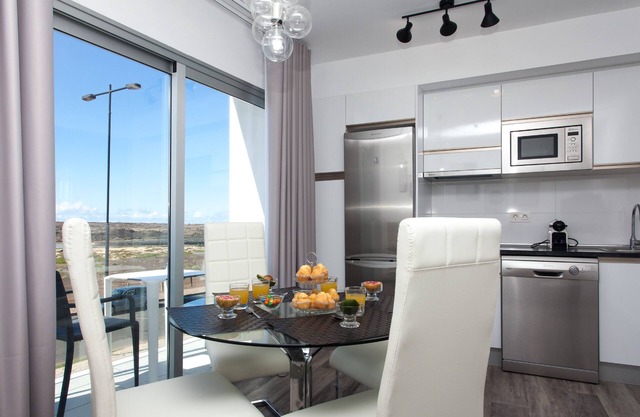 Bristol Sunset Beach