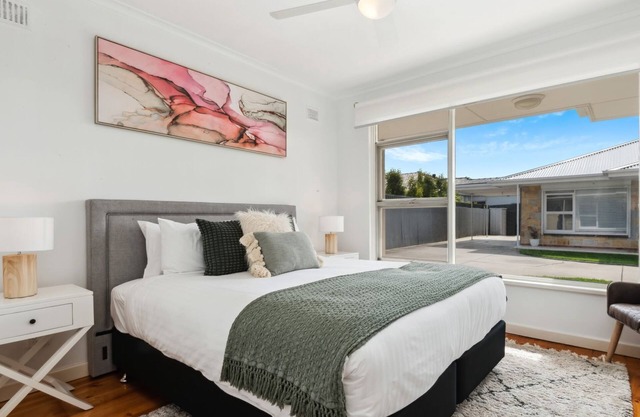 Broadway by The Beach