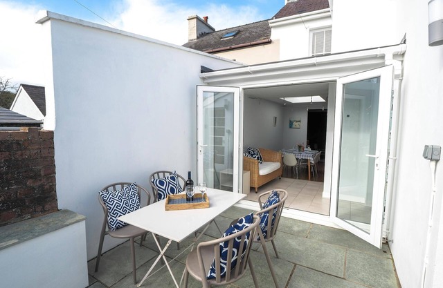 Brodawel, New Quay - Three Bedroom Cottage, Sleeps 6