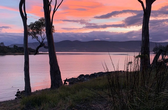 Bruny Island, Secluded Waterfront on 5 acres