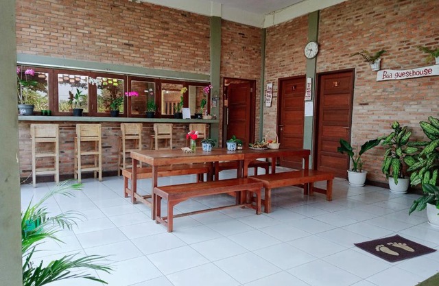 Bua Guest House