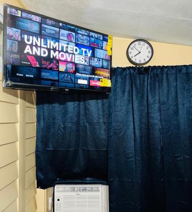 Budget Room Minutes From Downtown