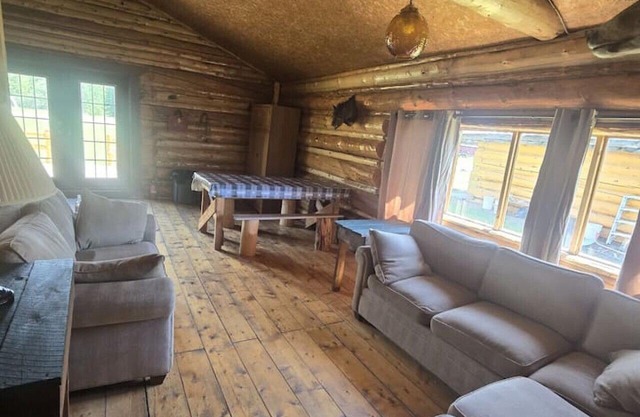 Buffalo Cabin at Sikanni Ranch