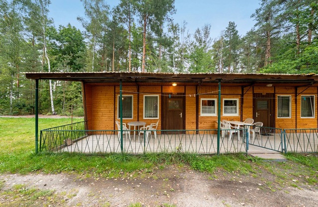 Bungalow '37b - Kimbucht' with Private Terrace and Shared Garden