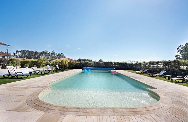 Bungalow 'Apartamento Thaï with Pool' with Shared Pool, Private Terrace and Wi-Fi