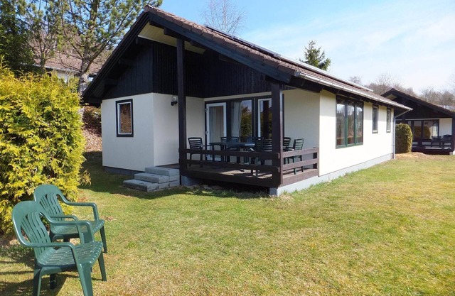 Bungalow in Eifelpark near Kronenburger Lake