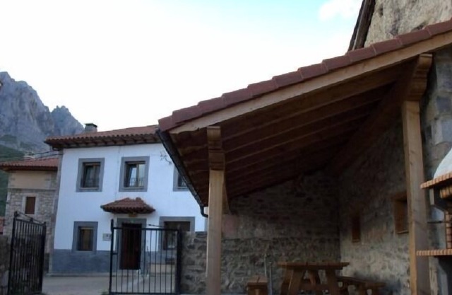 Burón House for 10 people