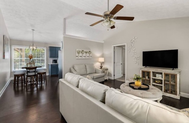 Burgess Falls bungalow minutes from Cookeville