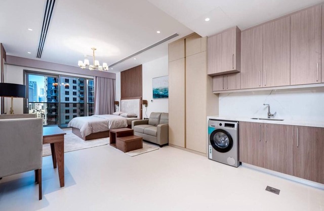 Burj Dreams - Luxe Studio Stay