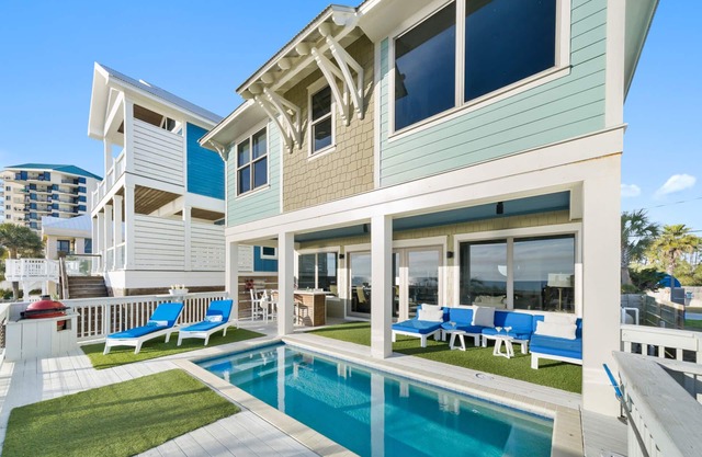 "Burnt Bottom" Private Beach Boardwalk + Pool
