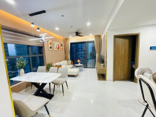 Căn Hộ Mới 2br2wc Tiện Ích Như Resorts Cách Sân Bay 20 Phút