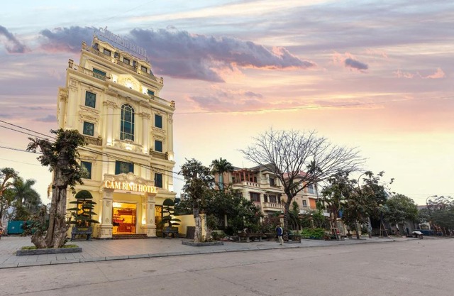 Cẩm Bình Hotel