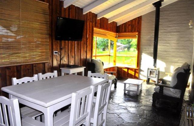 Cabañas y Hosteria Aldea Los Huemules