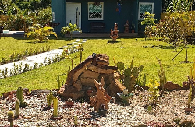 Cabana Rancho Fundo, uma Acomodação com ar de Campo a 5' da Beira mar