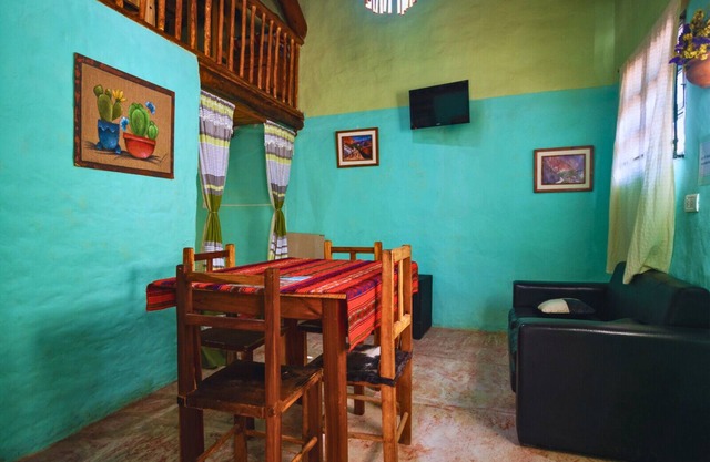 Cabin 1 in Cerro San Martin| Sleeps 5| The heart of the Quebrada| Maimará, Jujuy