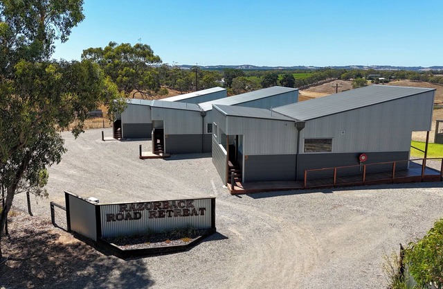 Cabin 1 - Razorback Road Retreat