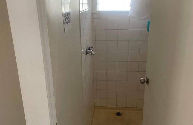 CABIN 2S - Two singles, one bedroom