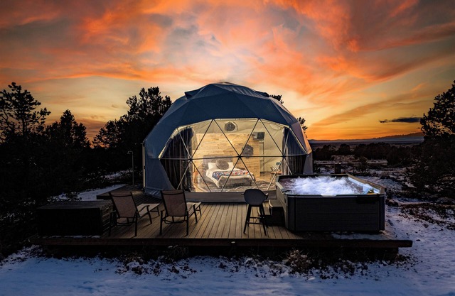 Cabin | Geodome | Hot Tub | Fire Pit | Stargazing Pergola | Great Sand Dunes NPn