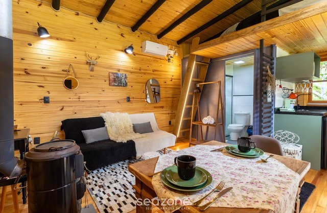 Cabin in the Avencal Waterfall Valley Cua001