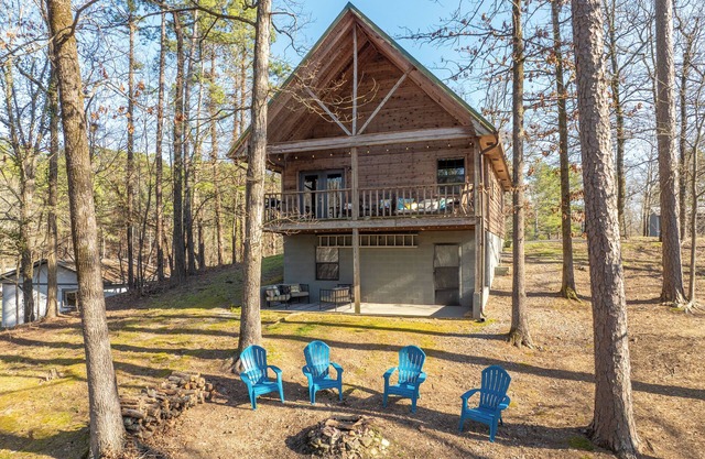 Cabin on the Cove overlooking Lake Catherine - Fire pit - Boat dock