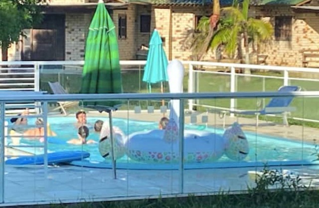 Cabin w/ Pool between the Sea and the Countryside