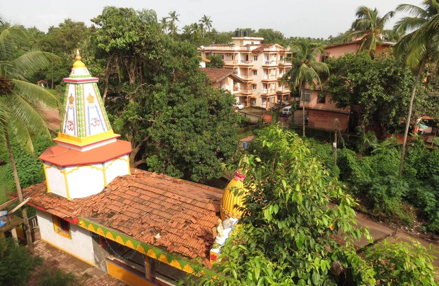 Calangute, Goa, Kyle Gardens, Ground floor Apt within beautiful complex