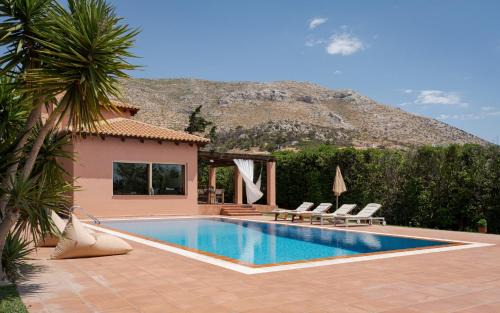 Calm Retreat Villa Lagonisi