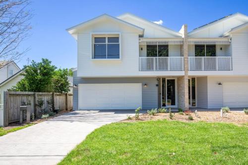 Camellia - Pet Friendly - 3 Min Walk to Centre of Berry