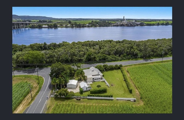 Cameron House a home with character and charm opposite the Clarence river