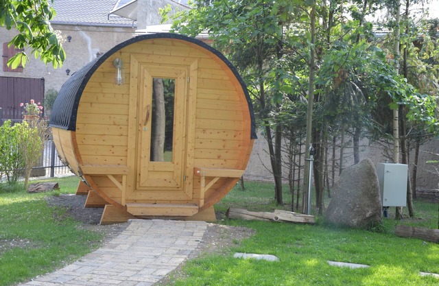 Camping Barrel Bunge 2 with Shared Garden and Wi-Fi