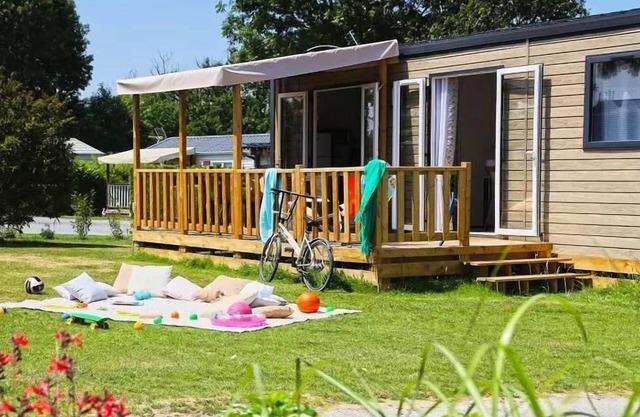 Camping L'Escapade * - Mobile home Grand Large 34m2 (3 bedrooms) + terrace 6 people
