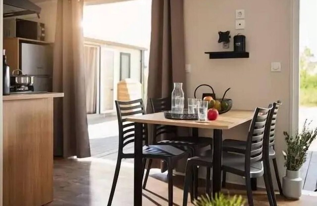 Campsite Le Clos de Balleroy * - Mobil Home Nest 29 - 2 bedrooms 30 m2 + semi-covered terrace 4 people