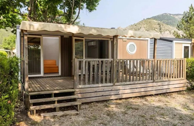 Campsite Les Princes d'Orange * - Mobil home Comfort - 2 bedrooms 4 people
